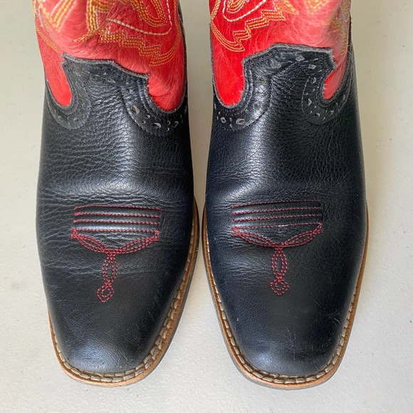 Ariat Kids' Adriano Moraes Bull Rider Western Boot Red & Black Square Toe Kid 4 - Picture 3 of 13